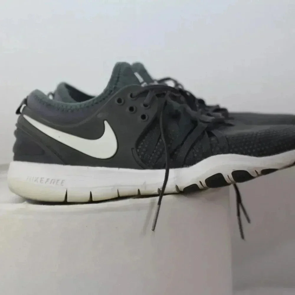 Nike ladies Training shoes